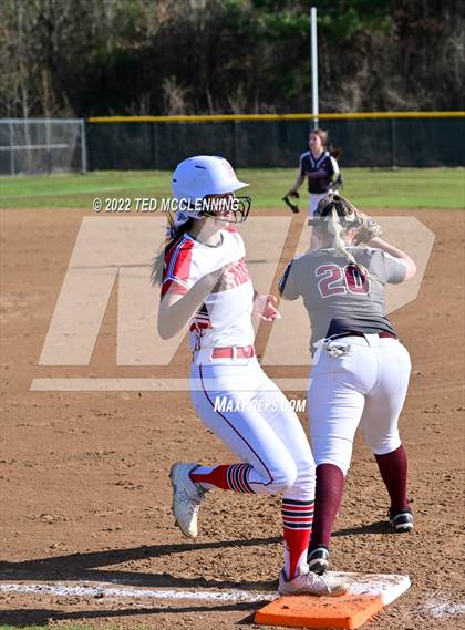 Thumbnail 3 in Atkins vs Perryville photogallery.