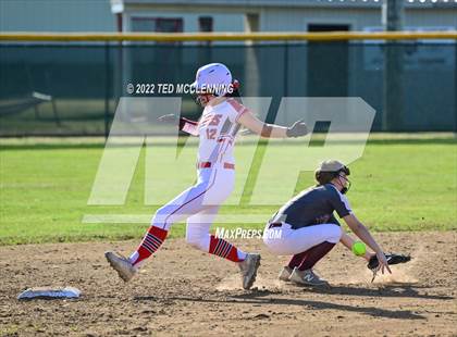 Thumbnail 2 in Atkins vs Perryville photogallery.