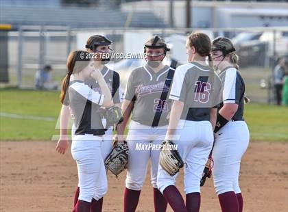 Thumbnail 2 in Atkins vs Perryville photogallery.