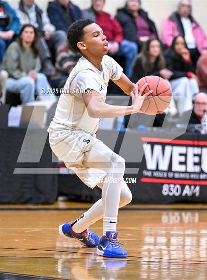 Thumbnail 2 in Bishop McDevitt @ Berks Catholic (PIAA D3 Class 4A Quarterfinal) photogallery.