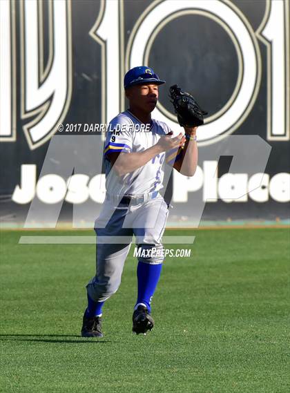 Thumbnail 3 in Palma vs. Serra (CIF CCS Semifinal) photogallery.