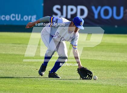 Thumbnail 2 in Palma vs. Serra (CIF CCS Semifinal) photogallery.