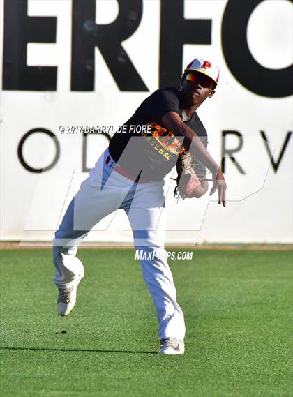 Thumbnail 3 in Palma vs. Serra (CIF CCS Semifinal) photogallery.
