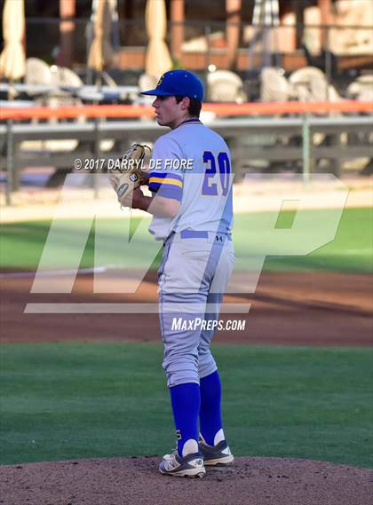 Thumbnail 2 in Palma vs. Serra (CIF CCS Semifinal) photogallery.
