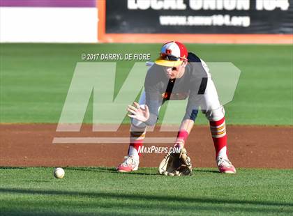 Thumbnail 2 in Palma vs. Serra (CIF CCS Semifinal) photogallery.
