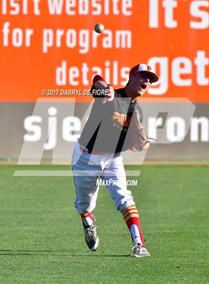 Thumbnail 2 in Palma vs. Serra (CIF CCS Semifinal) photogallery.