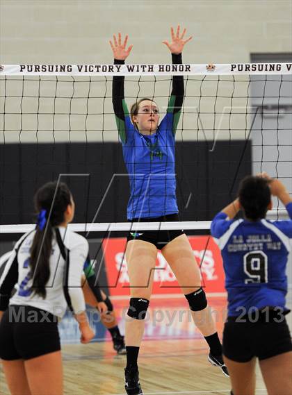 Thumbnail 3 in Branson vs. La Jolla Country Day (CIF State D5 Final) photogallery.