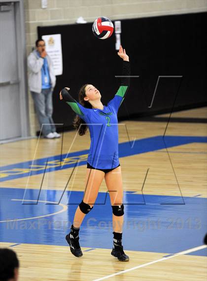 Thumbnail 3 in Branson vs. La Jolla Country Day (CIF State D5 Final) photogallery.