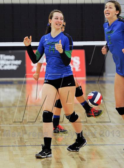 Thumbnail 3 in Branson vs. La Jolla Country Day (CIF State D5 Final) photogallery.