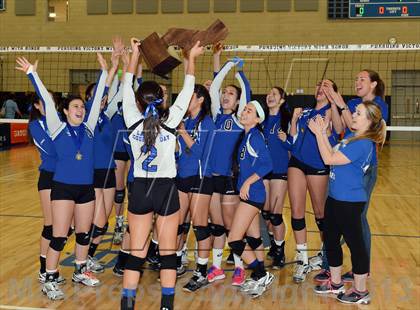 Thumbnail 1 in Branson vs. La Jolla Country Day (CIF State D5 Final) photogallery.