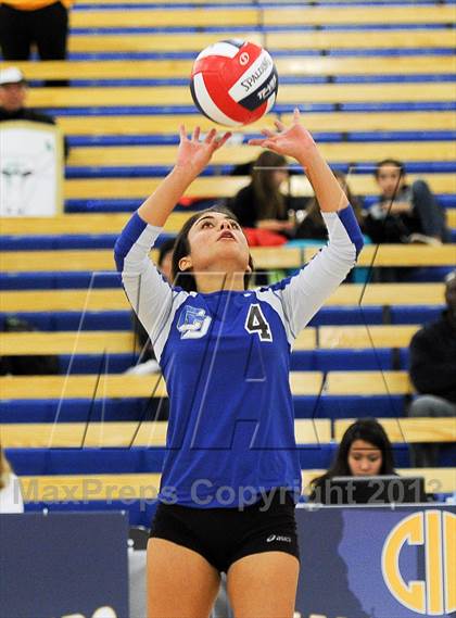Thumbnail 3 in Branson vs. La Jolla Country Day (CIF State D5 Final) photogallery.