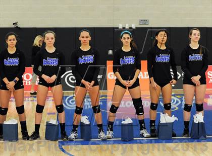 Thumbnail 3 in Branson vs. La Jolla Country Day (CIF State D5 Final) photogallery.