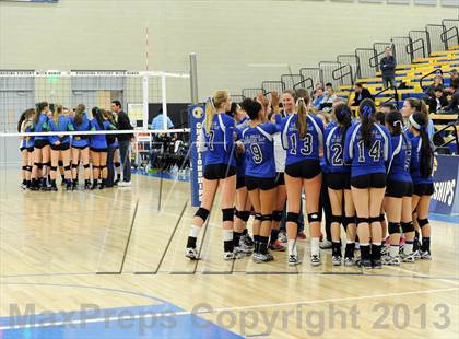 Thumbnail 2 in Branson vs. La Jolla Country Day (CIF State D5 Final) photogallery.