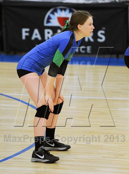 Thumbnail 2 in Branson vs. La Jolla Country Day (CIF State D5 Final) photogallery.
