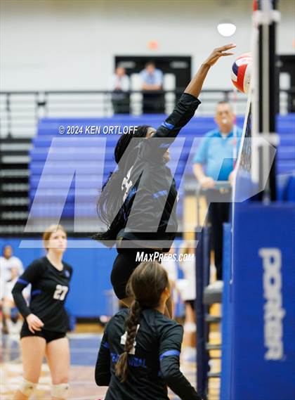 Thumbnail 2 in Centennial @ Chattahoochee photogallery.