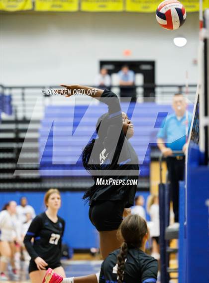 Thumbnail 2 in Centennial @ Chattahoochee photogallery.