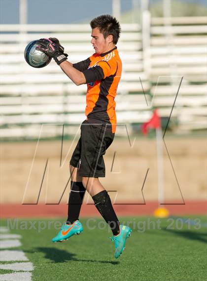 Thumbnail 3 in MacArthur [Douglas] vs Bel Air (NISD Boys Soccer Showcase) photogallery.