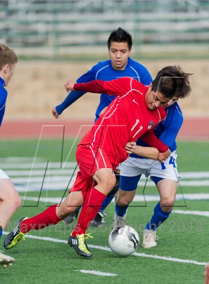 Thumbnail 3 in MacArthur [Douglas] vs Bel Air (NISD Boys Soccer Showcase) photogallery.