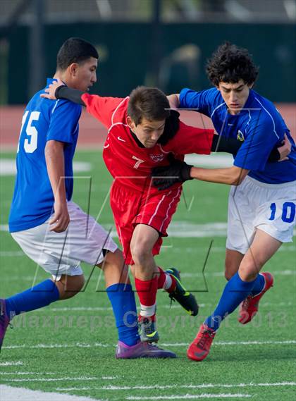 Thumbnail 1 in MacArthur [Douglas] vs Bel Air (NISD Boys Soccer Showcase) photogallery.