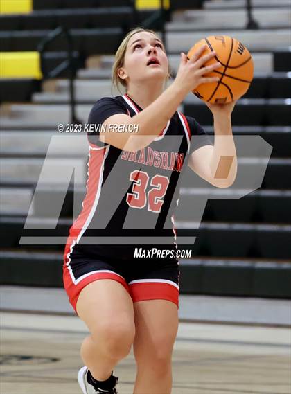 Thumbnail 1 in Bradshaw Mountain vs Horizon (3rd Annual Feast Mode Thanksgiving Tournament) photogallery.