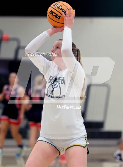 Thumbnail 2 in Bradshaw Mountain vs Horizon (3rd Annual Feast Mode Thanksgiving Tournament) photogallery.