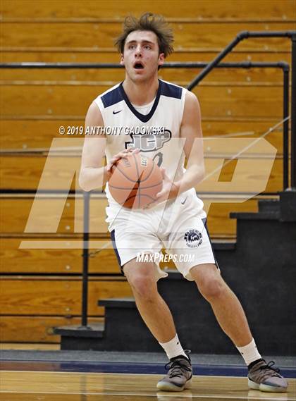 Thumbnail 3 in Juarez vs. Jones (IHSA Chicago Regional Quarterfinal) photogallery.