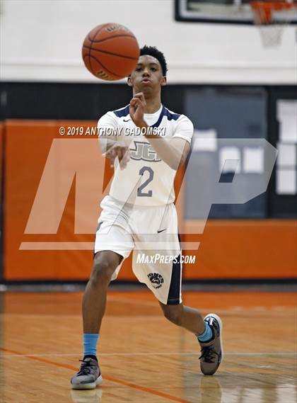 Thumbnail 3 in Juarez vs. Jones (IHSA Chicago Regional Quarterfinal) photogallery.