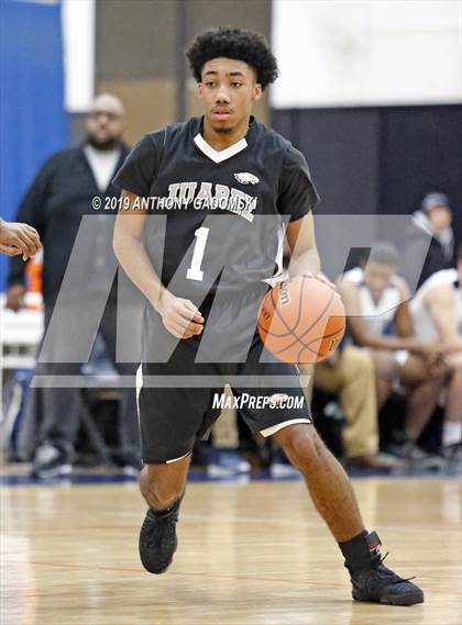 Thumbnail 3 in Juarez vs. Jones (IHSA Chicago Regional Quarterfinal) photogallery.