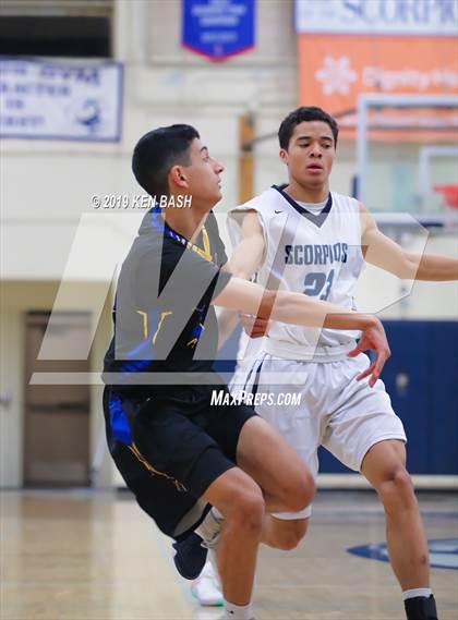 Thumbnail 1 in Agoura @ Camarillo photogallery.