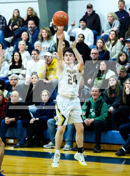Thumbnail 3 in Valley Central vs Our Lady of Lourdes (Section 9 Class AA Semifinal) photogallery.