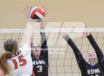 Thumbnail 1 in Rincon/University vs. Bradshaw Mountain (EPIC Tournament Chandler Prep Invite) photogallery.