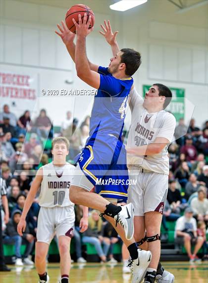 Thumbnail 2 in Elko vs. Lowry (NIAA 3A Northern Semifinals) photogallery.