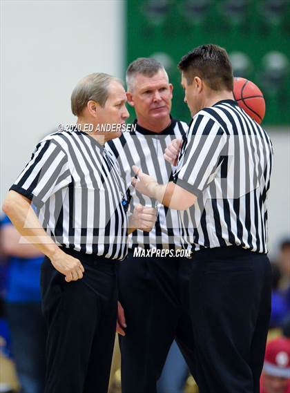 Thumbnail 3 in Elko vs. Lowry (NIAA 3A Northern Semifinals) photogallery.