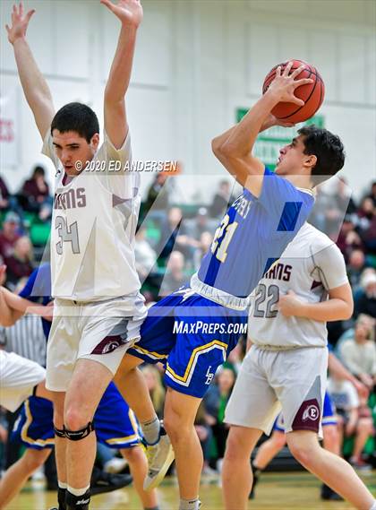 Thumbnail 3 in Elko vs. Lowry (NIAA 3A Northern Semifinals) photogallery.