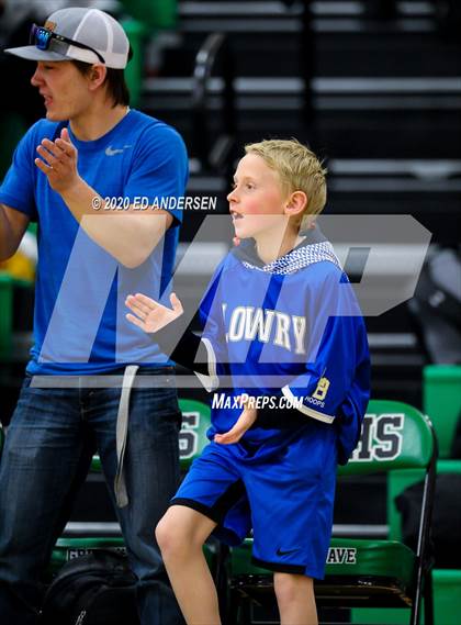 Thumbnail 2 in Elko vs. Lowry (NIAA 3A Northern Semifinals) photogallery.