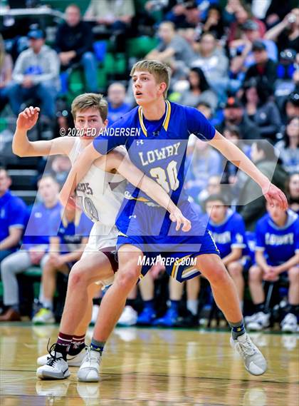Thumbnail 2 in Elko vs. Lowry (NIAA 3A Northern Semifinals) photogallery.