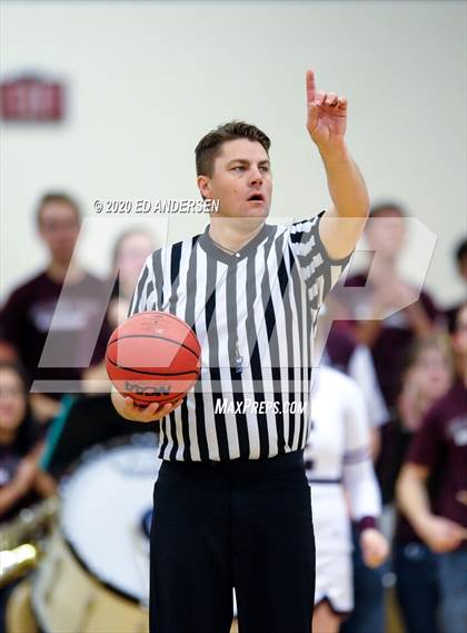 Thumbnail 3 in Elko vs. Lowry (NIAA 3A Northern Semifinals) photogallery.