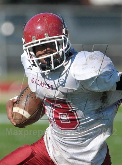 Thumbnail 2 in JV: McClatchy @ Sacramento photogallery.