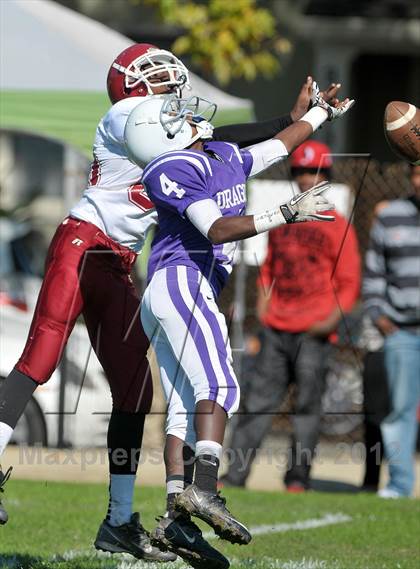 Thumbnail 2 in JV: McClatchy @ Sacramento photogallery.