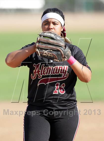 Thumbnail 3 in Alemany @ Bellarmine-Jefferson photogallery.