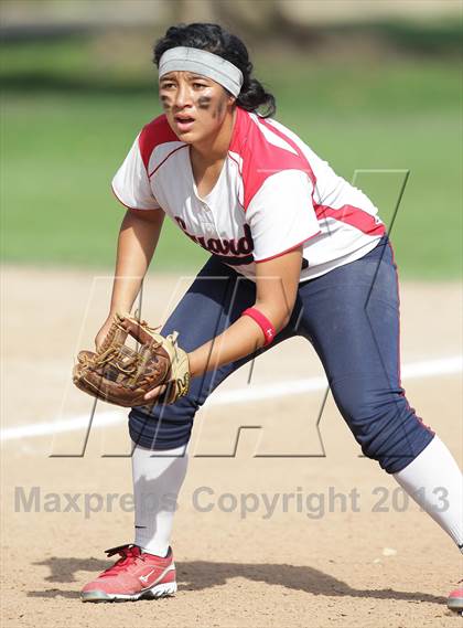 Thumbnail 3 in Alemany @ Bellarmine-Jefferson photogallery.