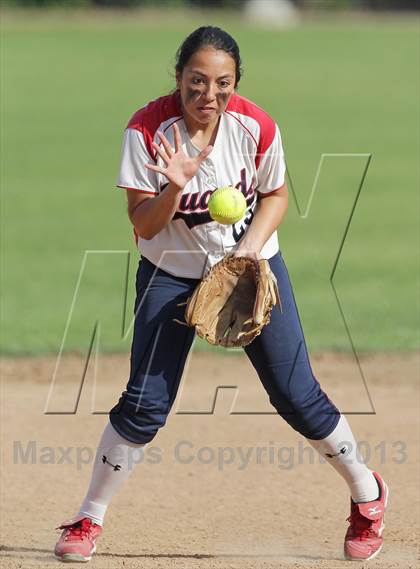 Thumbnail 1 in Alemany @ Bellarmine-Jefferson photogallery.