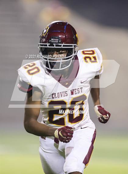 Thumbnail 3 in Clovis West @ Bullard (CIF CS Division II Round 2 Playoff) photogallery.