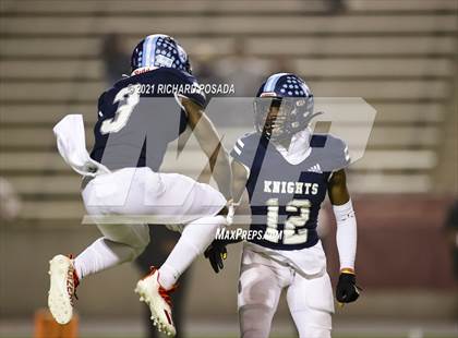 Thumbnail 2 in Clovis West @ Bullard (CIF CS Division II Round 2 Playoff) photogallery.