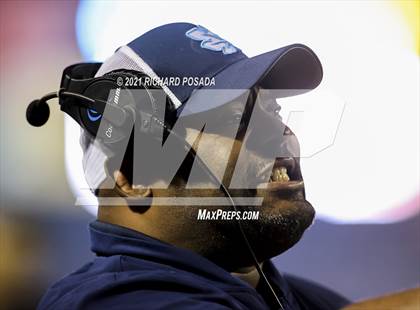 Thumbnail 3 in Clovis West @ Bullard (CIF CS Division II Round 2 Playoff) photogallery.