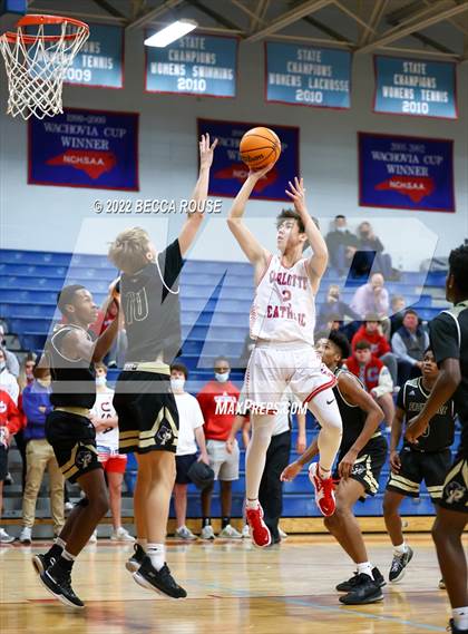 Thumbnail 2 in Providence @ Charlotte Catholic photogallery.