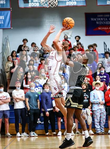 Thumbnail 1 in Providence @ Charlotte Catholic photogallery.