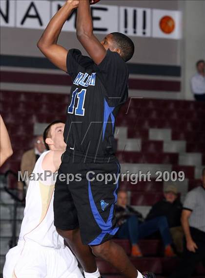 Thumbnail 2 in McCallum vs South Grand Prairie (Sherman Holiday Tournament) photogallery.
