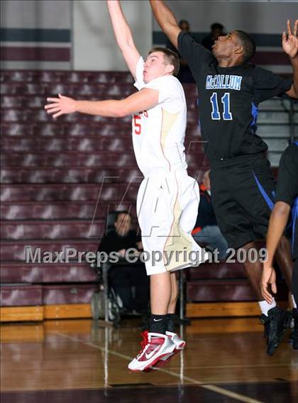 Thumbnail 3 in McCallum vs South Grand Prairie (Sherman Holiday Tournament) photogallery.