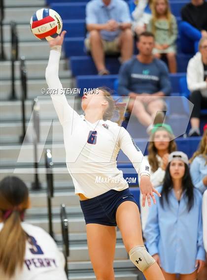 Thumbnail 2 in Perry vs Queen Creek (AIA 6A Round 1) photogallery.